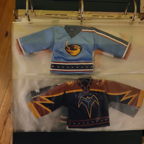 Lot of 24 2006-2008 Upper Deck NHL Mini Jersey's 4" X 9" NESH STAAL VANEK & more - Picture 11 of 16